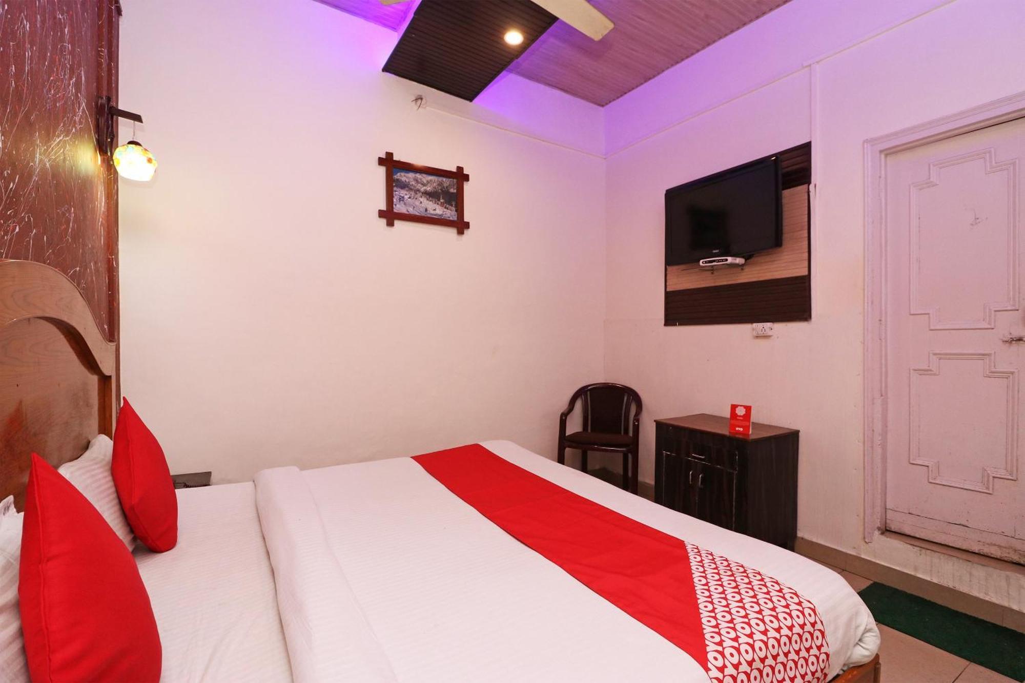 Flagship Dolphin Hotel Barasat Exterior photo